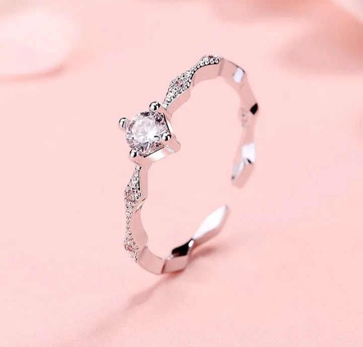Crystal Stone Adjustable End Ring